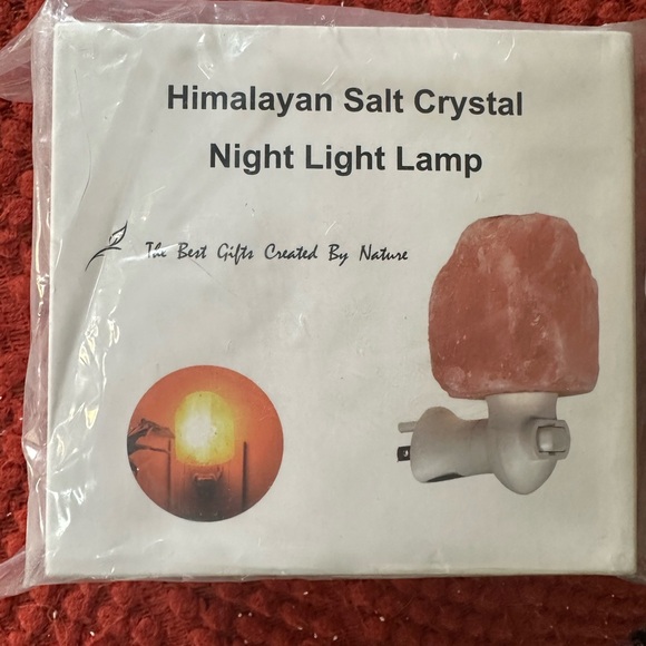 Brand new, still sealed in package, Himalayan salt lamp night light. - Picture 2 of 5